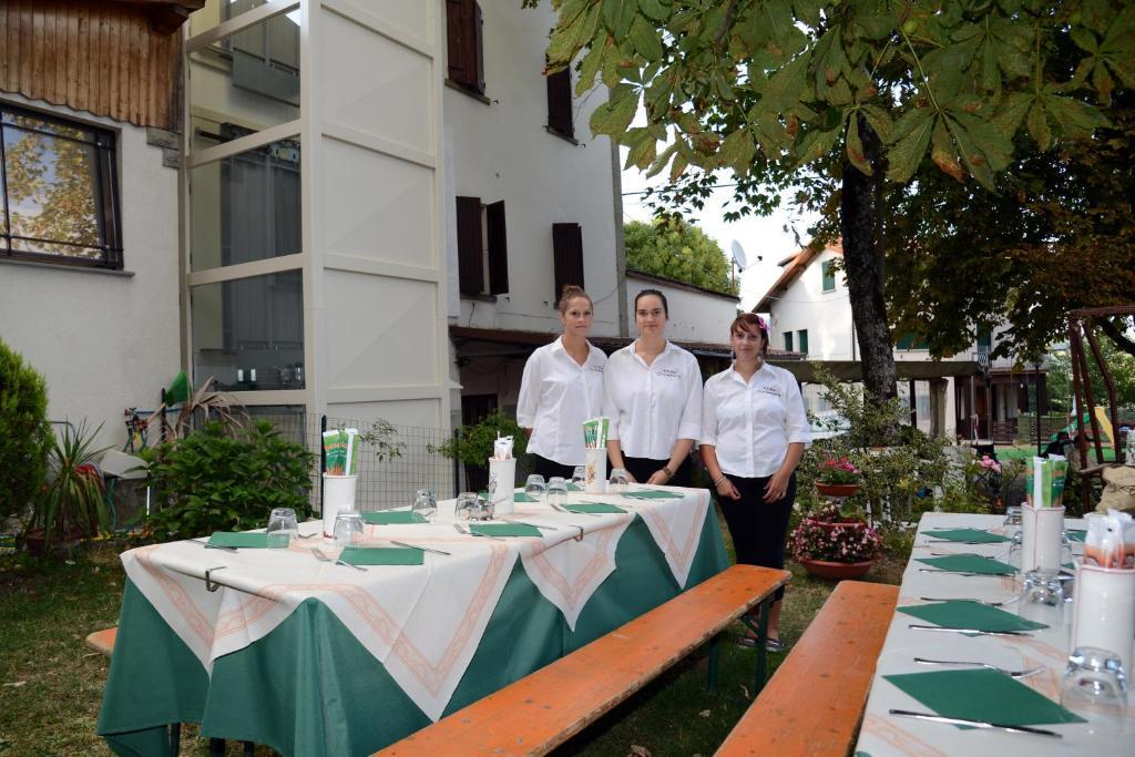 Albergo Ristorante Villa Svizzera Відічіатіко Екстер'єр фото